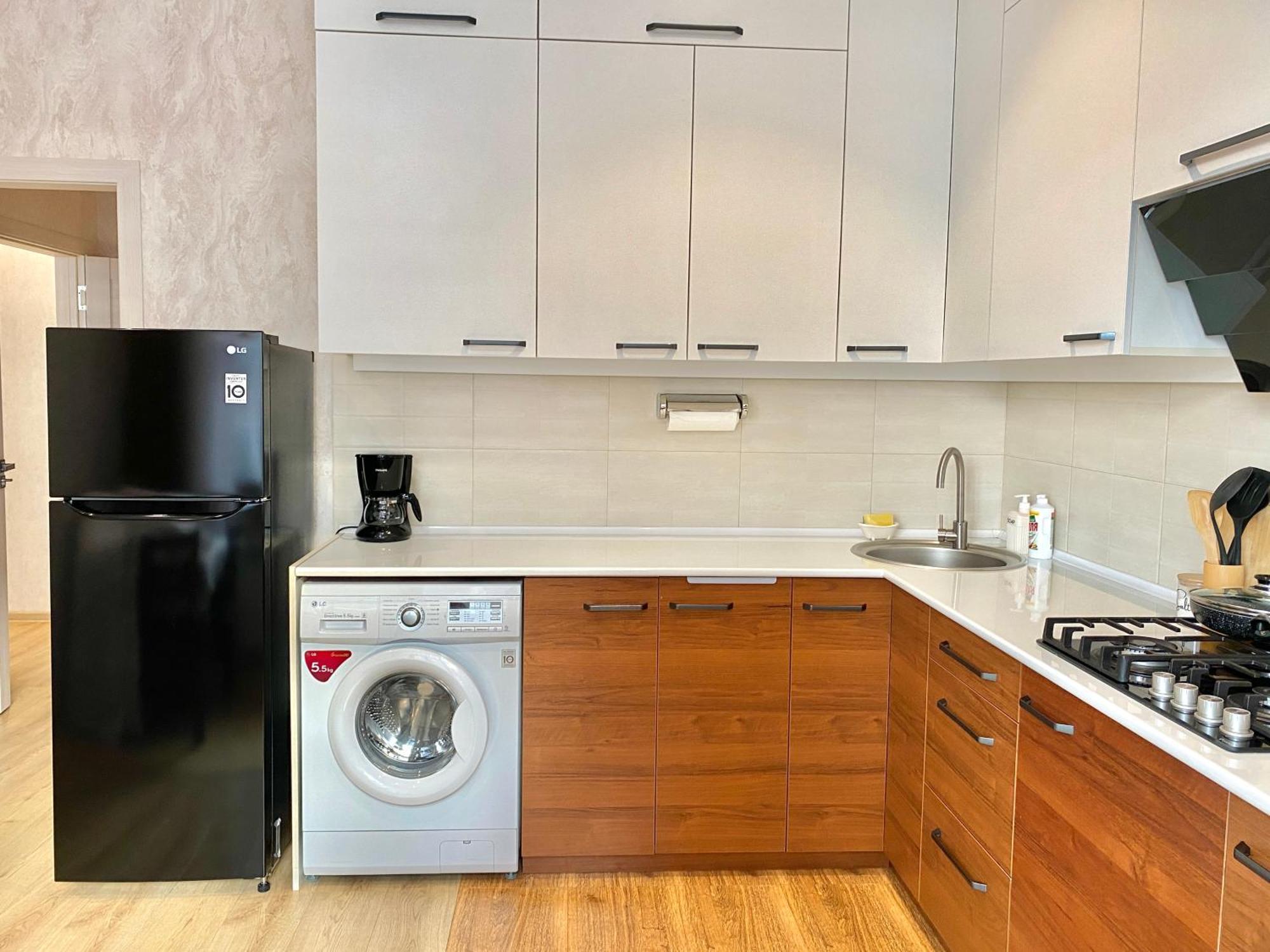 Spacious Apartment In New Building, Near The City Center And Airport Tașkent Exterior foto