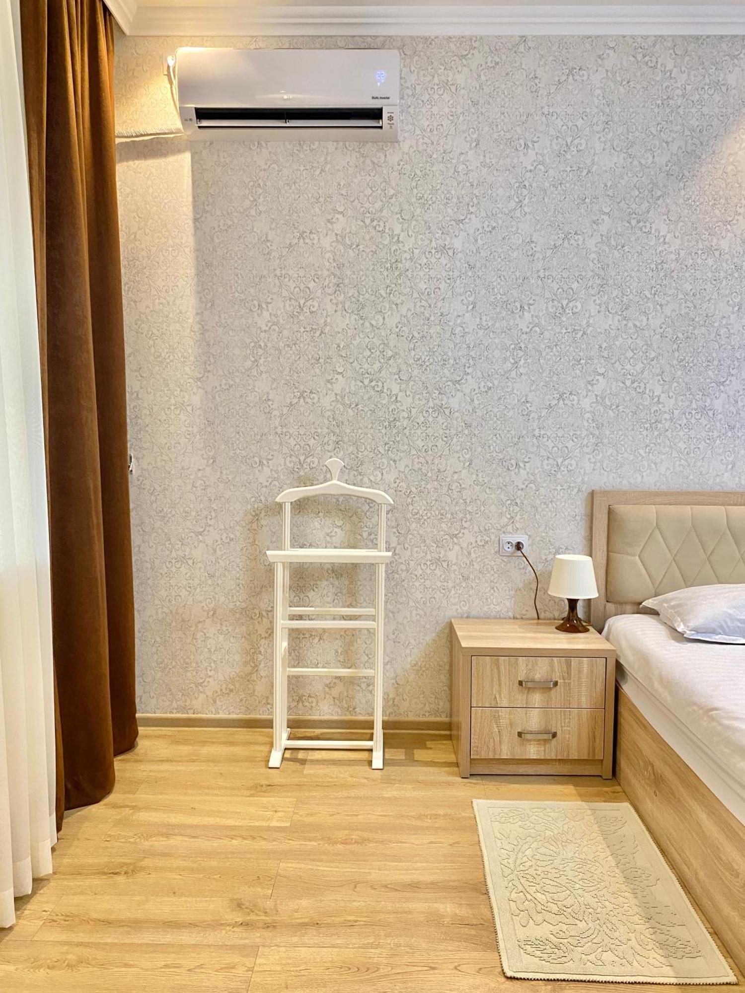 Spacious Apartment In New Building, Near The City Center And Airport Tașkent Exterior foto