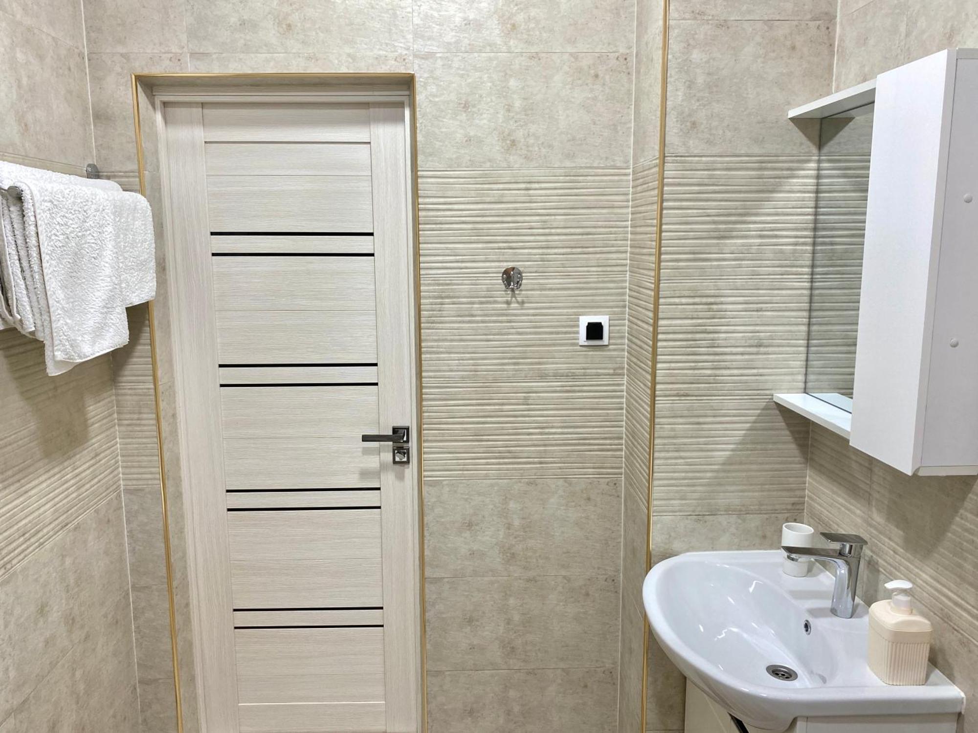 Spacious Apartment In New Building, Near The City Center And Airport Tașkent Exterior foto